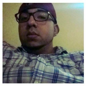 Meet your Posher, Moises